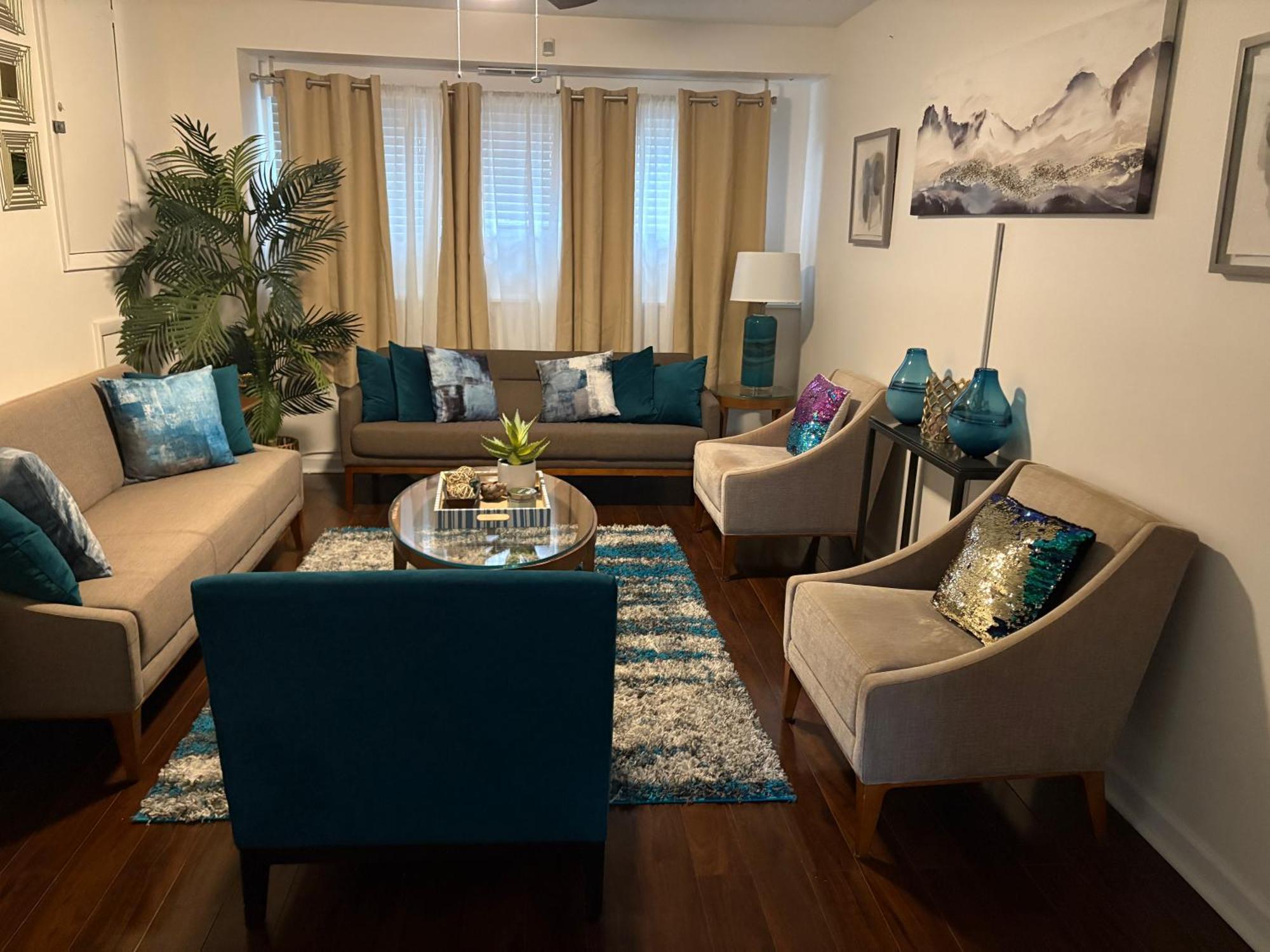 Stylish Cozy Quiet Family Retreat And Romantic Getaway Sleeps Up To 7 With Fast Wifi, Free Parking, Work Station, Alexa Enabled, Fenced In Backyard For Pets Grill Party Patio, Porch, Beach, Canal, Stadium,Boardwalk Restaurants, And Much More! Atlantic City Buitenkant foto