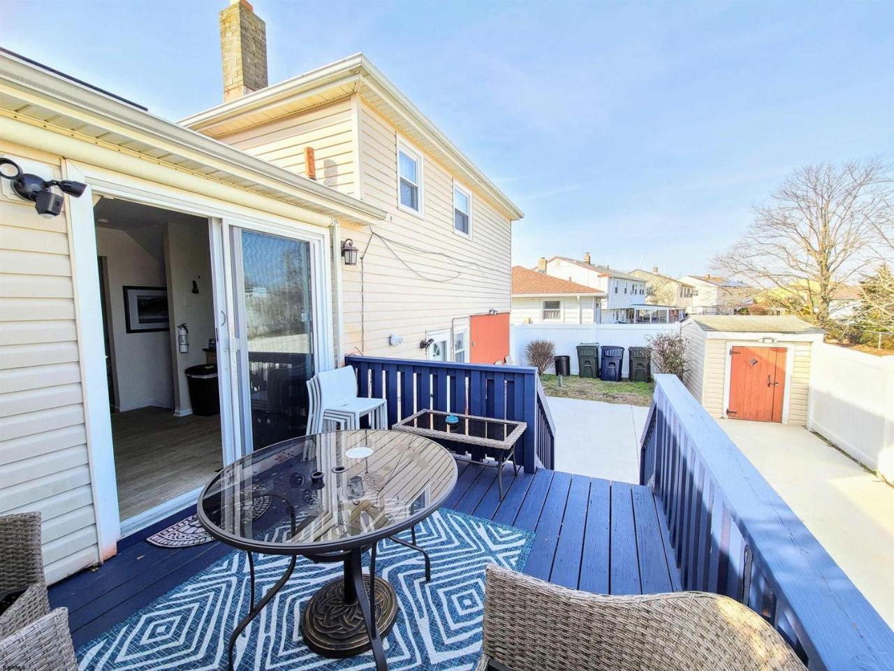 Stylish Cozy Quiet Family Retreat And Romantic Getaway Sleeps Up To 7 With Fast Wifi, Free Parking, Work Station, Alexa Enabled, Fenced In Backyard For Pets Grill Party Patio, Porch, Beach, Canal, Stadium,Boardwalk Restaurants, And Much More! Atlantic City Buitenkant foto